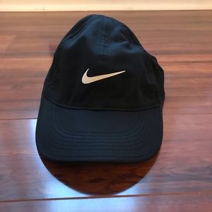 Nike like-new Dri Fit Women’s Hat